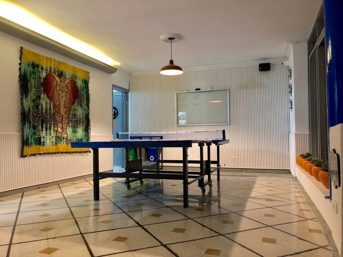 Backpackers Inn Μεντεγίν Εξωτερικό φωτογραφία