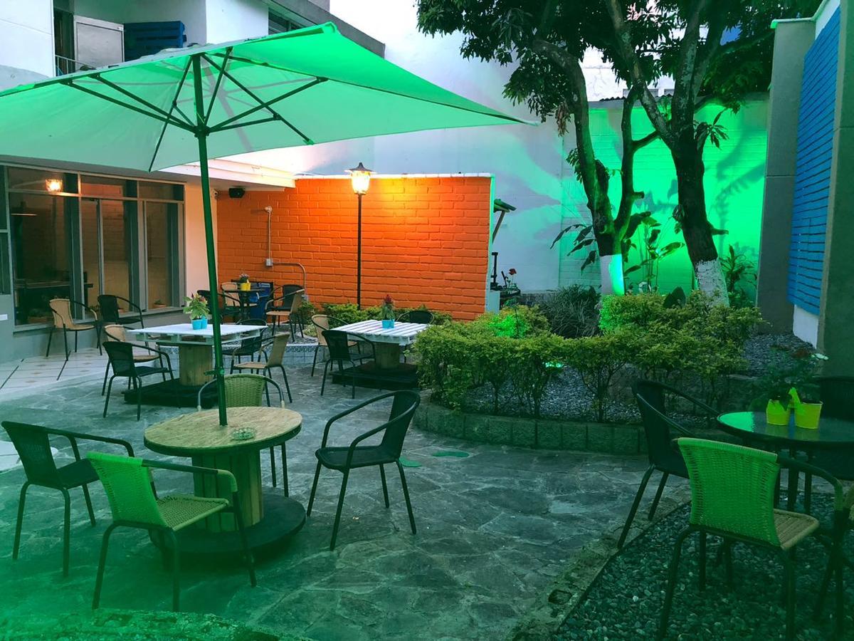 Backpackers Inn Μεντεγίν Εξωτερικό φωτογραφία