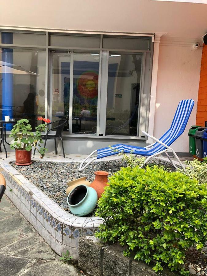 Backpackers Inn Μεντεγίν Εξωτερικό φωτογραφία