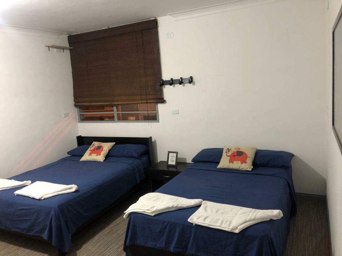 Backpackers Inn Μεντεγίν Εξωτερικό φωτογραφία