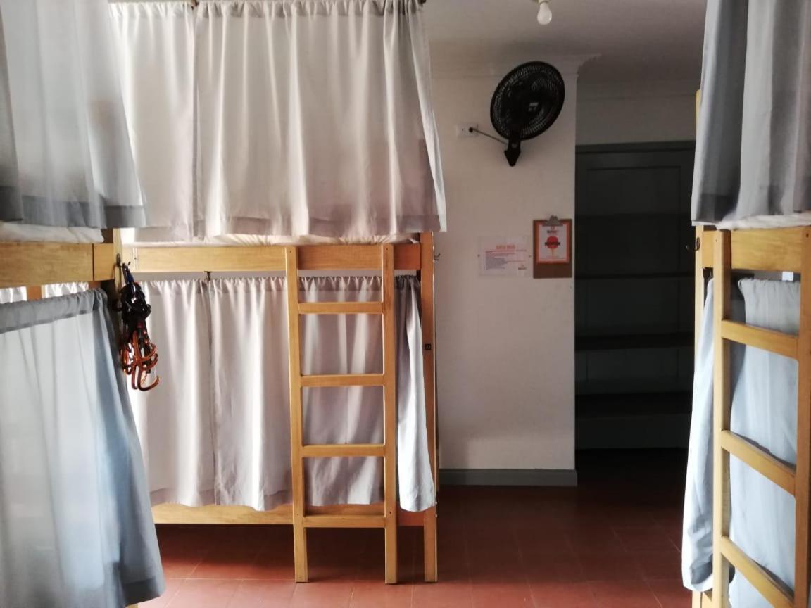 Backpackers Inn Μεντεγίν Εξωτερικό φωτογραφία